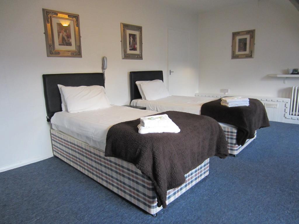The Grail Court Hotel Burton-upon-Trent Værelse billede