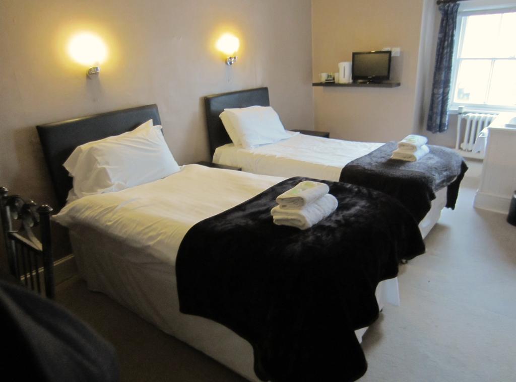 The Grail Court Hotel Burton-upon-Trent Værelse billede
