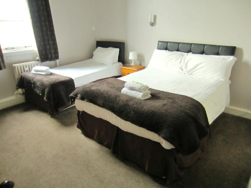 The Grail Court Hotel Burton-upon-Trent Værelse billede