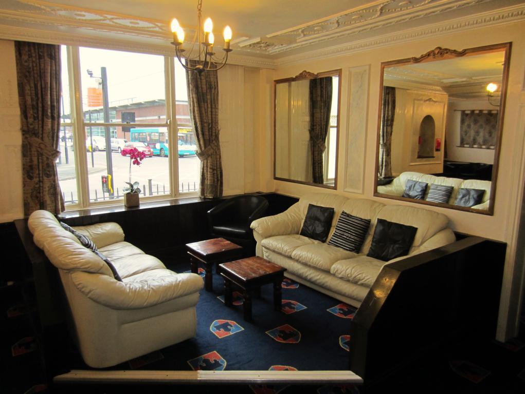 The Grail Court Hotel Burton-upon-Trent Eksteriør billede