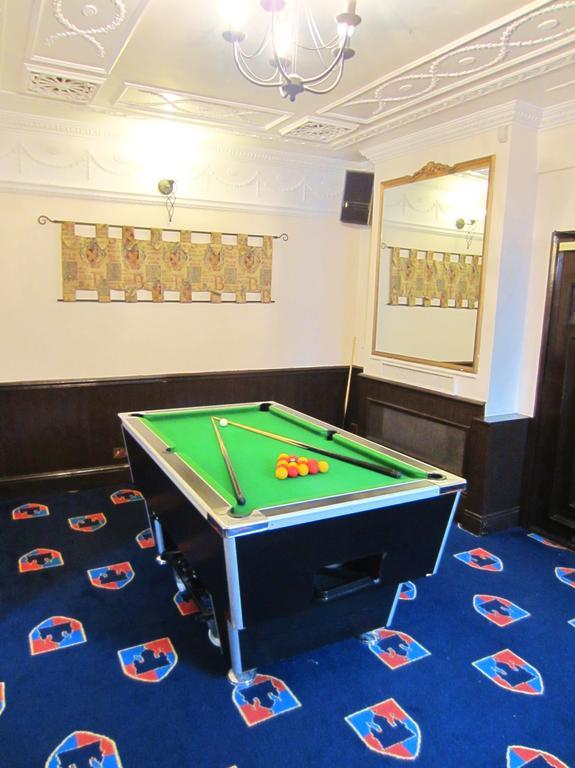 The Grail Court Hotel Burton-upon-Trent Eksteriør billede